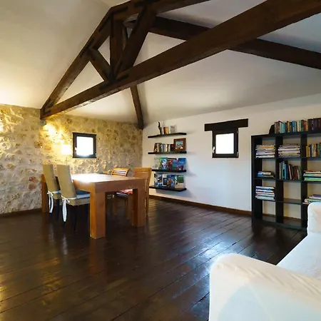 Villa Los Drossos 10 Pax