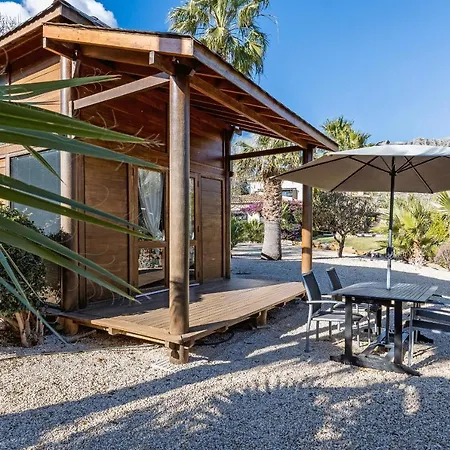Villa Los Drossos 10 Pax *